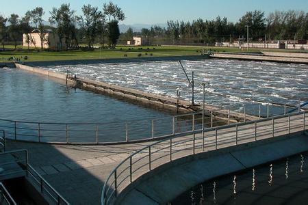 城鎮(zhèn)廢水處理 任務(wù)重 市場(chǎng)大