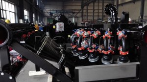 科迅與泰國客戶成功簽約多套高端黑犀牛振動篩設備