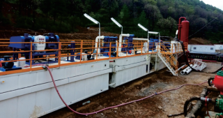 西安鉆井廢棄物處理系統(tǒng)現(xiàn)場