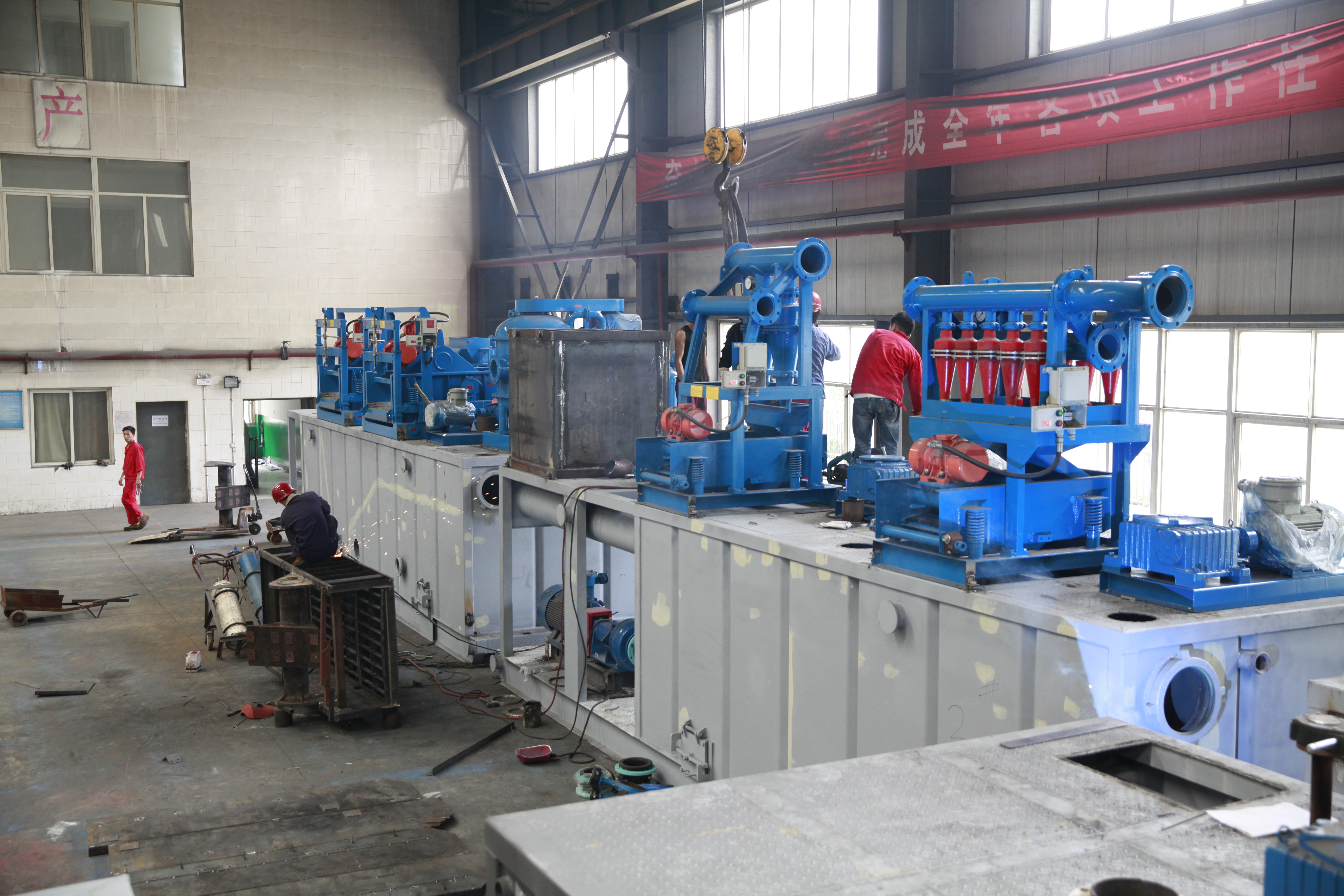 科迅鉆井泥漿處理設(shè)備的特點(diǎn)