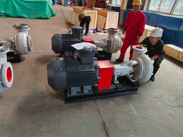 西安科迅高性能砂泵設(shè)備啟程巴西，助力南美石油鉆井項目