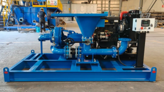 <b>科迅機(jī)械車載式柴油驅(qū)動(dòng)混漿裝置出口新西蘭，助力非開挖鉆井技術(shù)全球拓展！</b>